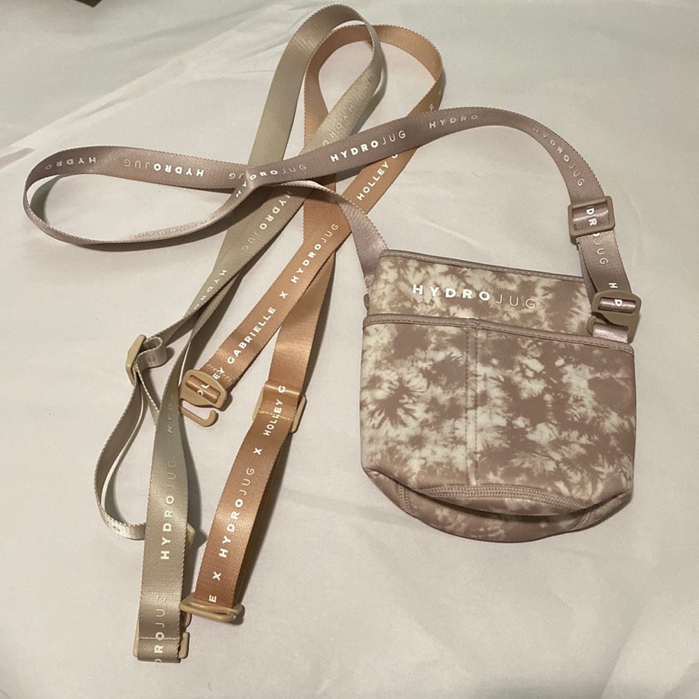 Hydrojug Pro Sleeve Desert Tie Dye Crossbody Holder and 3 Crossbody Straps Total